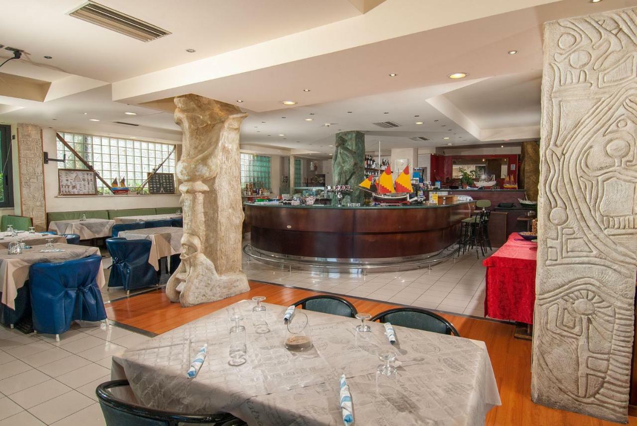 Hotel Nettuno กัตตอลิกา ภายนอก รูปภาพ