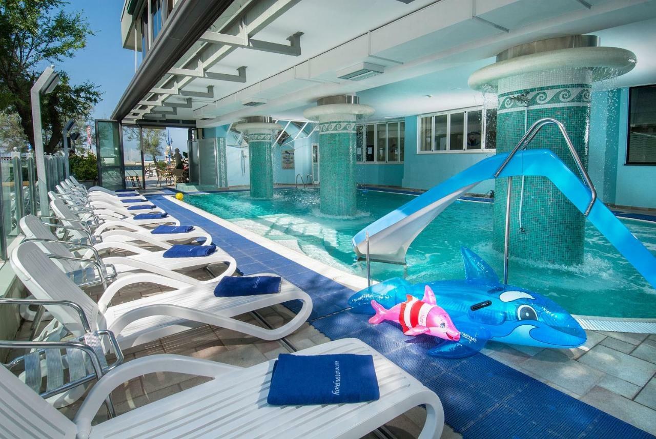 Hotel Nettuno กัตตอลิกา ภายนอก รูปภาพ