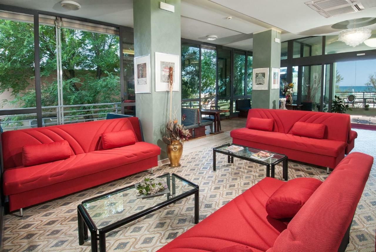 Hotel Nettuno กัตตอลิกา ภายนอก รูปภาพ
