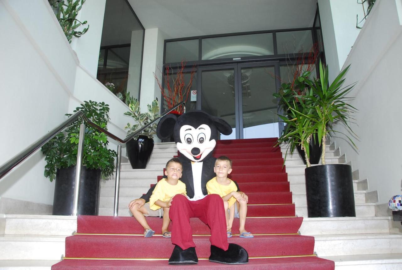 Hotel Nettuno กัตตอลิกา ภายนอก รูปภาพ